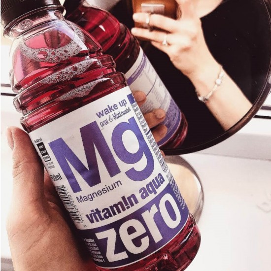 Bautura Racoritoare Merlin's Vitamin Aqua Mg Wake Up, 0.6 l, Acai si Coacaza Neagra, Apa cu Vitamine, Apa cu Vitamine si Minerale, Bautura cu Adaos de Vitamine, Bautura cu Adaos de Minerale, Bautura Racoritoare Merlin 