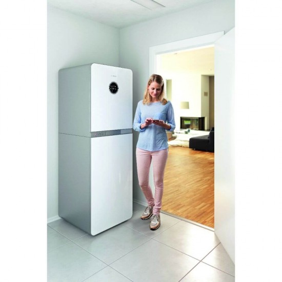 Centrala Termica Bosch Condens 9000i GC9000iWM30/100-1S, Boiler 100 L Incorporat, Kit Evacuare Gaze Arse Orizontal de 1 m cu Adaptor D=80/125mm la D=60/100mm, Incalzire 30 kW, ACM 30 kW, Centrala cu Boiler Incorporat