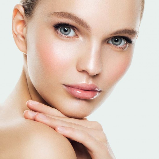 Fond de Ten Miss Sporty, Insta Mousse Matte, 002 Sand, 30 ml, Fond pentru Ten, Fonduri de Ten, Fond de Ten Mat