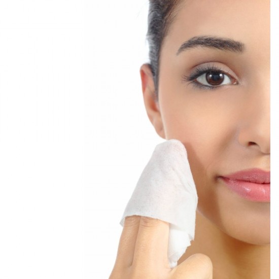 Cutie 100 Servetele Faciale Fluffy, 193x210 mm, 2 Straturi, Servetele de Fata, Servetele Faciale, Servetele Unica Folosinta, Cutie Servetele, Servetele pentru Fata, Servetel Facial, Servetele 2 Straturi, Servetele la Cutie, Servetele Curatare Fata