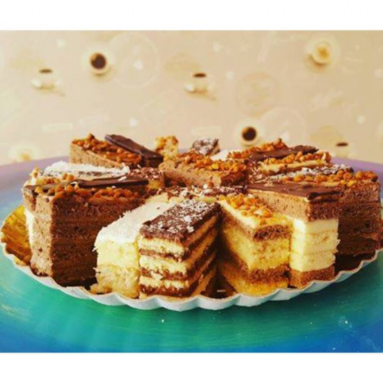 Set 100 Tavite din Carton R2 Misavan, Diametru 26 cm, Albe, Platouri Cofetarie, Platouri pentru Desert, Platouri pentru Deserturi, Platouri Albe, Platouri Albe Caton, Platouri Carton Misavan, Tavite Albe, Set Tavite Albe, Set Tavite Albe Cofetarie