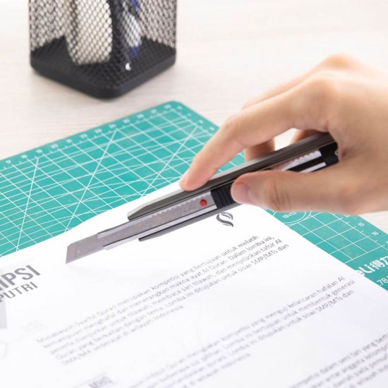 Cutter Deli, Mic, Metalic, cu Sina, Cutter Mic Deli, Cutter Deli, Cutter Metalic, Cutter Simplu, Cuttere Simple, Cuttere Mici, Cuttere Deli, Cuttere Metalice, Cutit Utilitar, Cutite Utilitare